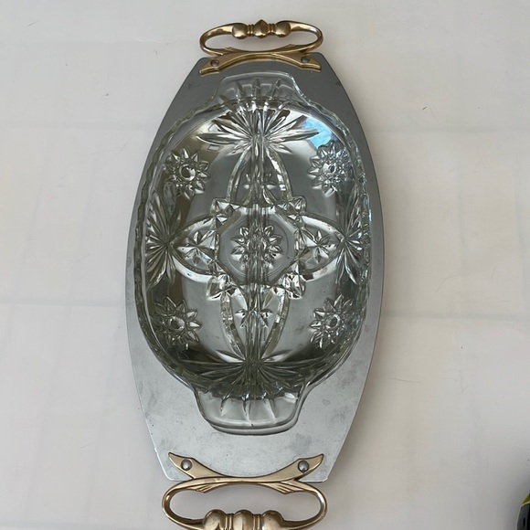 Vintage Serving Tray with glass server - Picture 1 of 12